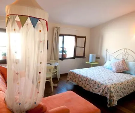 L'argolla Hotel-pizzeria سانتا كولوما دي فارنرس
