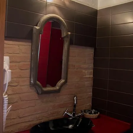 بيت ضيافة L'argolla Hotel-pizzeria