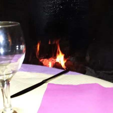 Penzion L'argolla Hotel-pizzeria Santa Coloma De Farners